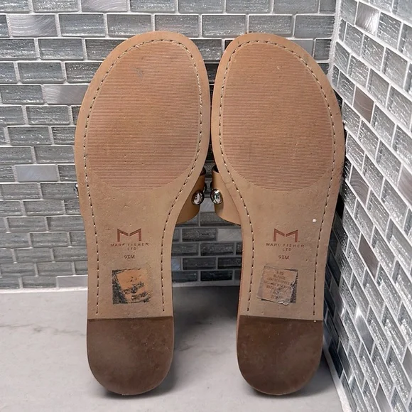 Marc Fisher tan leather slide sandals with silver grommet accents. Size 9.5. - Picture 5 of 5